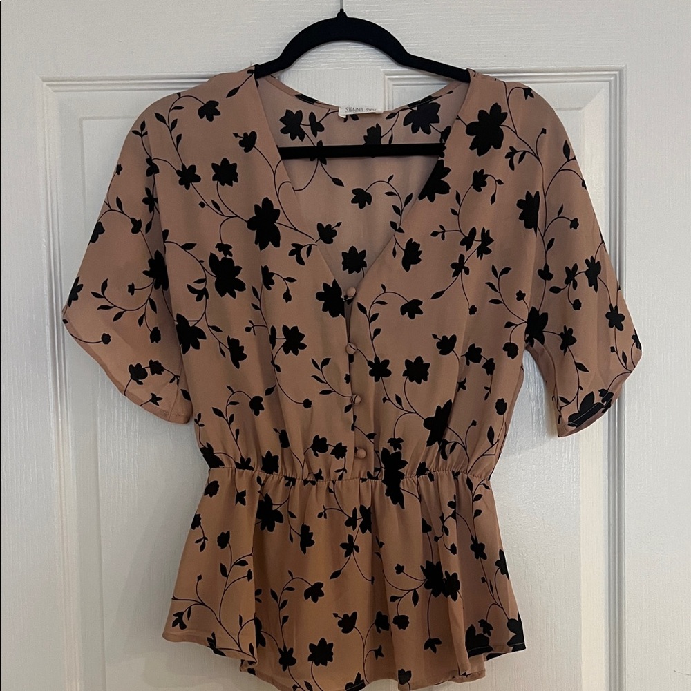 Sienna Sky Black Floral Blouse - Tan